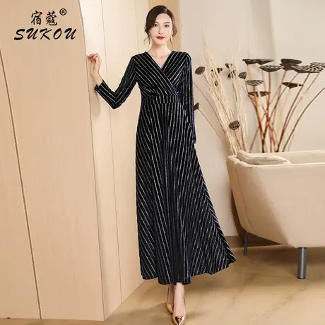 气质蓝色条纹连衣裙女长款2023秋季新款显瘦减龄中年妈妈丝绒长裙图片