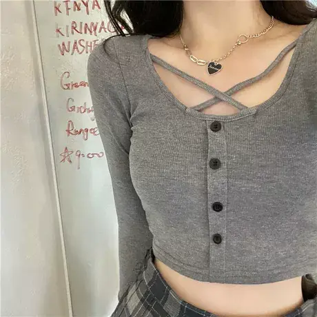 纯欲圆领长袖交叉打底衫女修身设计感内搭性感辣妹小心机短款上衣图片