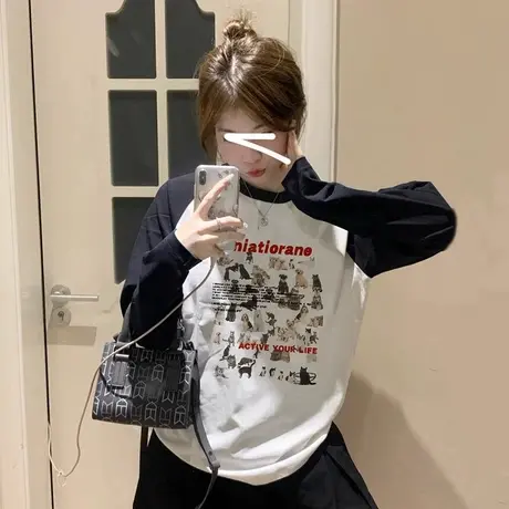 2023秋冬新款撞色拼接长袖t恤女纯棉宽松学生卡通印花百搭打底衫商品大图