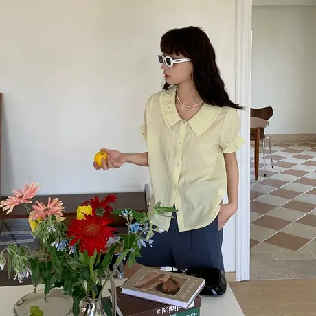 omont蛋挞家 双层领复古衬衫女夏季新款荷叶边设计短袖娃娃衫上衣图片