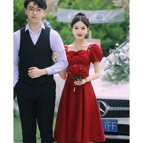 敬酒服2023新款新娘高级感订婚礼服法式方领蝴蝶结连衣裙平时可穿图片