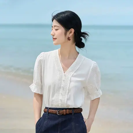 茵曼清新文艺衬衫2023夏女装新款蕾丝花边V领绣花泡泡袖短袖上衣商品大图