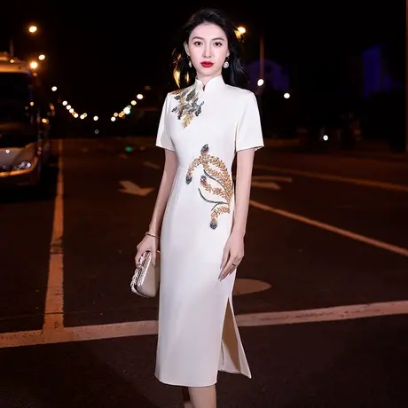 婚礼妈妈装晚礼服香槟色旗袍平时可穿秋季气质婚宴喜婆婆连衣裙女图片