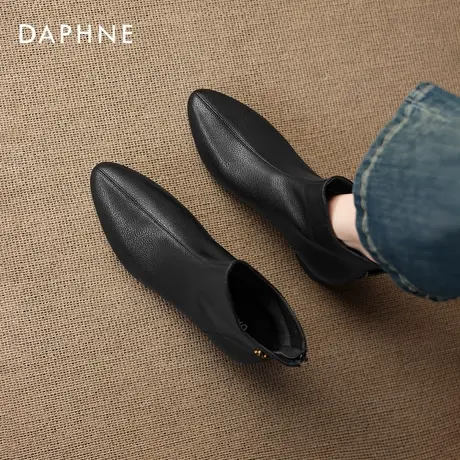 达芙妮黑色尖头短靴女2026新款冬季加绒及踝靴妈妈粗跟通勤马丁靴图片