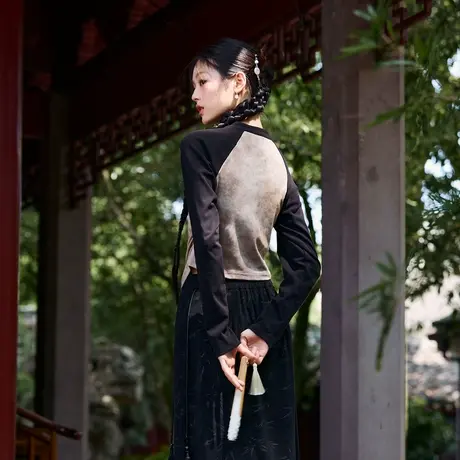 国潮新中式长袖T恤女唐狮春新款针织撞色拼接内搭设计别致上衣TE图片