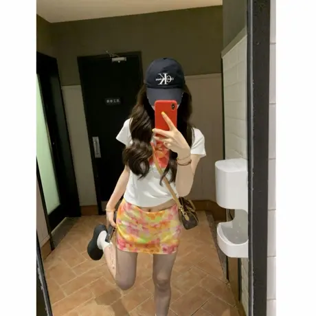 2025夏季新款甜美印花修身显瘦短袖t恤女百搭高腰设计感短款上衣商品大图