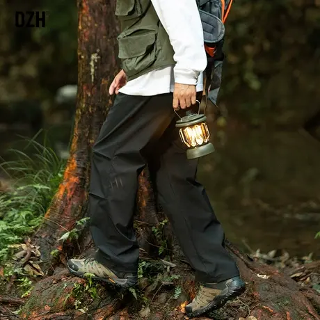 男士黑色户外冲锋裤男秋冬机能裤子男款2023新款登山裤美式伞兵裤图片