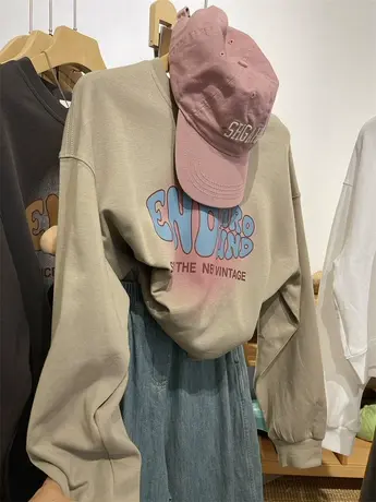 晕染撞色字母印花 宽松圆领套头卫衣女2023秋款宽松短款休闲上衣商品大图