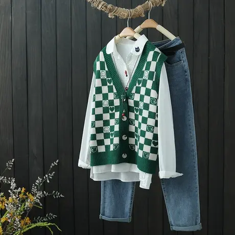春季2022新款女装格子针织马甲背心V领宽松外穿无袖毛衣坎肩春秋图片