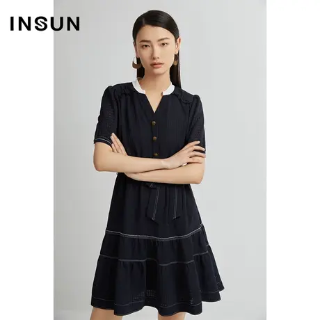 INSUN恩裳线上专选夏季网格撞色修身连衣裙图片
