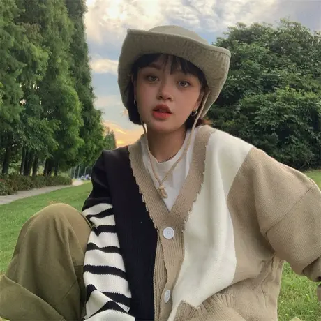 红续早秋2023新款小众拼接设计针织毛衣女日系学院风宽松开衫外套图片