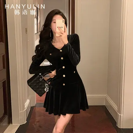 韩语琳高级感黑色裙子女2022新款秋冬韩版气质内搭v领丝绒连衣裙图片