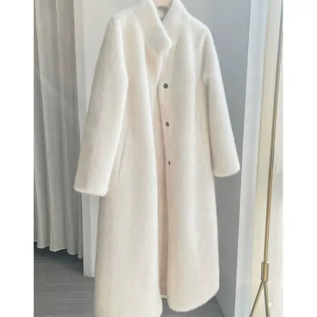 素飞秋冬新款皮毛一体加厚保暖外套长款宽松大衣图片