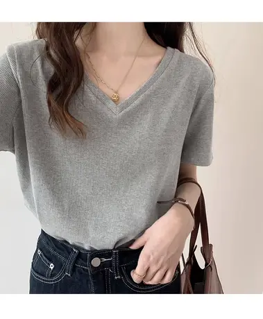 2023年夏季新款短袖v领螺纹针织t恤女灰色上衣设计感打底衫百搭潮图片