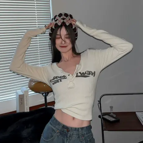 白色辣妹T恤女装早秋v领性感紧身内搭打底衫修身显瘦长袖短款上衣图片