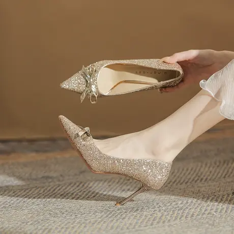 法式小众浅口宴会单鞋女细跟2024年春夏新款性感尖头蝴蝶结高跟鞋图片