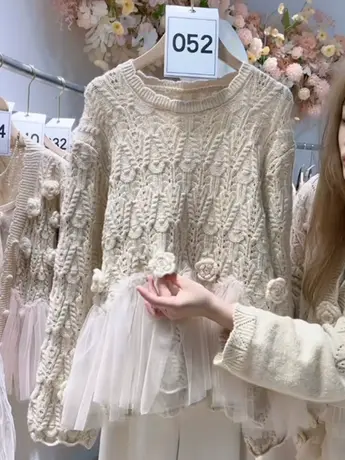 奶系小众设计感针织衫女2023新款韩版宽松温柔软糯网纱拼接上衣仙图片