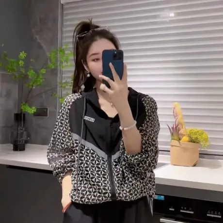 防晒衣2023新款夏季拼接休闲运动时尚潮流夏季薄款透气开衫外套女商品大图