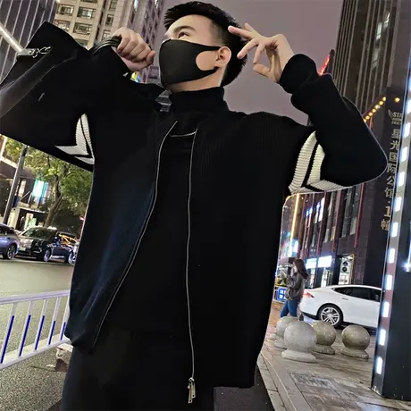 秋冬新款条纹设计个性针织拉链外套男帅气休闲轻熟风高级毛衣开衫商品大图