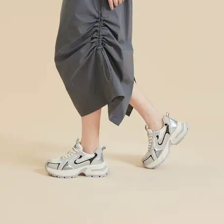 千百度银色厚底老爹鞋网面透气休闲鞋女款春季新款鞋运动鞋百搭图片