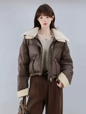 冬季时尚休闲蛋白皮羽绒服上衣设计款洋气拼接针织领白鸭绒外套潮图片