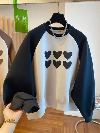 设计感小众宽松太空棉圆领无帽爱心卫衣女秋撞色拼接插肩长袖上衣商品大图