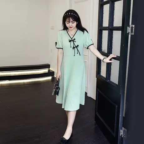 2023年夏季新款V领显瘦中长款大码胖MM遮肉中式改良旗袍连衣裙商品大图