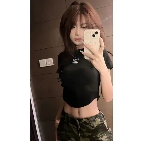 美式辣妹风性感短袖t恤女夏季别致独特小众修身显瘦短款露脐上衣图片