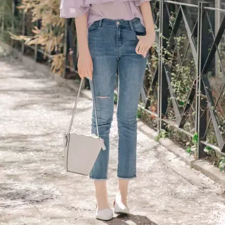 桔熊韩版九分牛仔裤子女复古钮扣拉链磨白脚毛边微喇裤大码BA4000图片