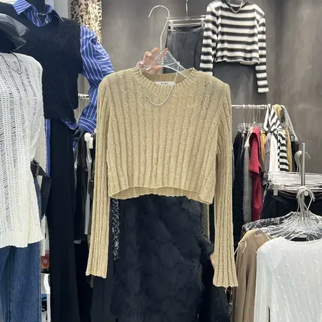 韩国早秋新款宽松显瘦短款圆领垫肩黑色薄款套头长袖针织衫上衣女图片