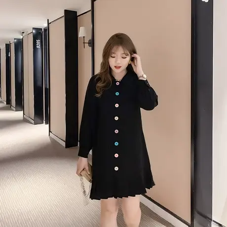 2023年早秋季新款女韩版大码女装黑色百褶连衣裙长袖胖mm宽松遮肉图片