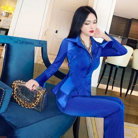 VJE初秋设计感不规则衬衫喇叭裤两件套新款时尚职业范套装女图片