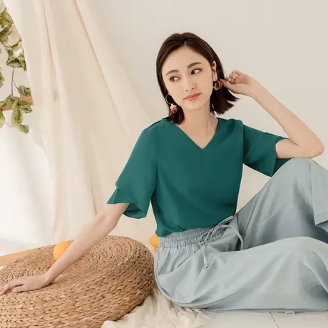 桔熊夏季通勤纯色花苞袖垂坠感V领雪纺衫上衣女胖妹妹大码AB9744图片