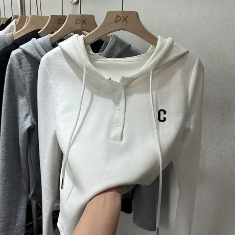 欧货字母刺绣连帽白色卫衣女2023春秋帽衫洋气休闲打底T恤上衣ins图片