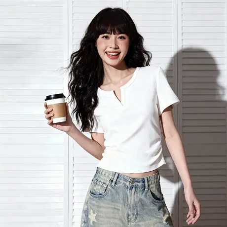 唐狮官方修身短袖t恤女2026新款春夏小v领短款半袖显瘦纯欲上衣VC图片