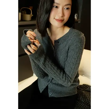 23秋冬新款女装复古优雅扭绳纹理长袖圆领单排山羊绒羊毛女士开衫图片