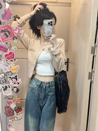 针织毛衣外套女2023爆款春秋季甜辣风温柔小众设计感短款开衫上衣图片