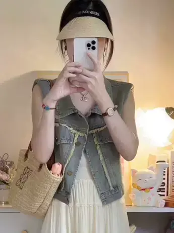 短款牛仔马甲2023夏季新款毛边复古港风洋气百搭时尚显瘦潮流马夹商品大图