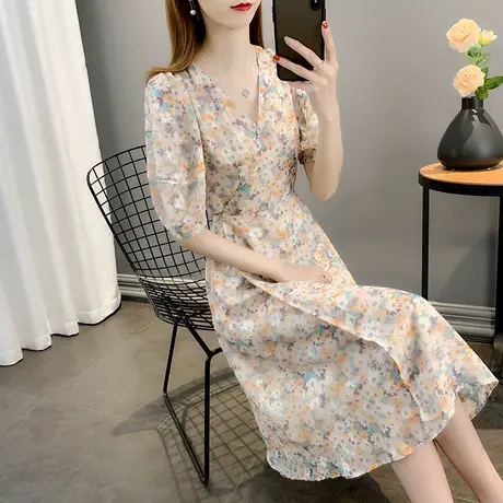 碎花小个子连衣裙2023女新款春秋流行爆款显瘦气质长裙子夏季女装图片