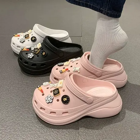 踩屎感厚底包头洞洞鞋女夏季外穿2023新款网红时尚防滑沙滩凉拖鞋图片