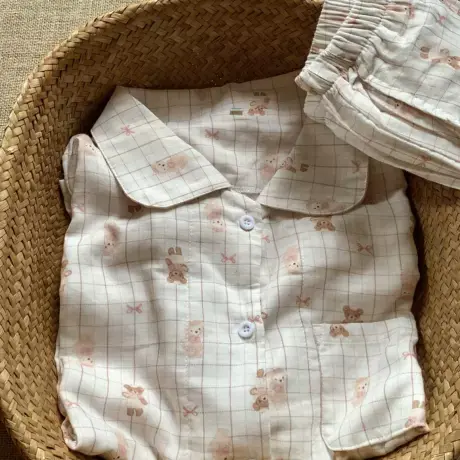 新品！a类全棉双层纱格子熊小翻领长袖长裤睡衣套装家居服可外穿商品大图