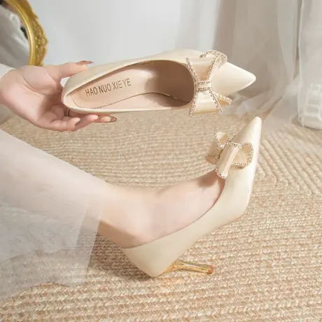 小众法式婚鞋女新娘鞋高级感秀禾婚纱两穿高跟鞋结婚鞋伴娘鞋单鞋图片