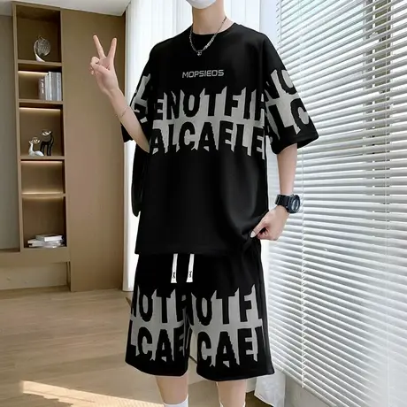 2025夏季套装男轻奢圆领短袖T恤短裤时尚休闲高端一套搭配大裤衩图片