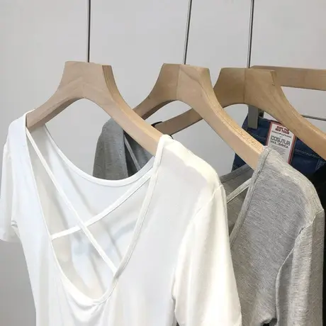 别致白色纯欲风短袖T恤女夏季修身短款设计感辣妹心机露背上衣潮图片