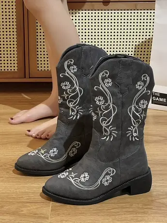 秋冬复古骑士西部牛仔靴刺绣不过膝高跟长筒靴尖头粗跟长靴女棕色图片