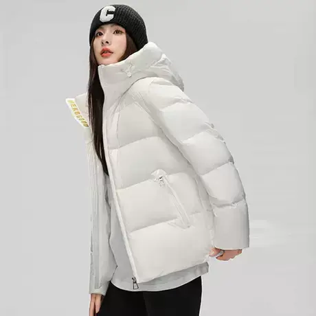 雪中飞羽绒服女款2023新款冬季短款连帽宽松面包服时尚小个子外套图片