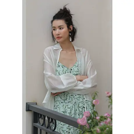 弥古白色莱赛尔天丝衬衫防晒外搭开衫女夏法式透视衬衣小众设计感图片