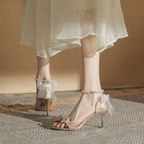 细跟露趾一字带仙女风中空外穿凉鞋高跟鞋女蝴蝶结水钻闪闪气质鞋商品大图