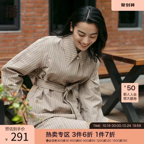 播春季新款翻领复古格纹腰带束腰衬衫领格纹风衣女DDO4FD4209图片