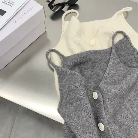 针织马甲女2024春秋季新款设计感百搭叠穿外搭短款毛衣背心上衣服图片